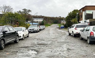 Avanza proyecto de mejoramiento Calle Padre Harter en Puerto Montt: Tras firma de convenio se espera mejorar las condiciones viales para peatones, conductores y vecinos.