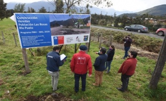 Nueva multicancha, futuras veredas y red de alcantarillado destacaron autoridades en su visita a Río Puelo
