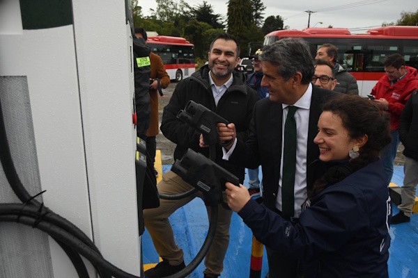 Hito de inicio de operación de buses eléctricos e inauguración de electro terminal Chinquihue
