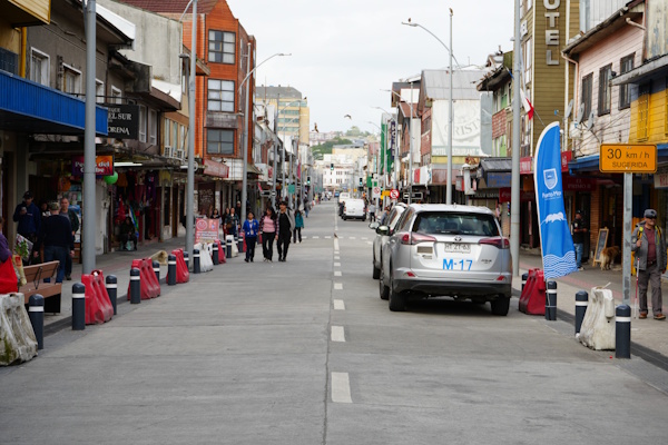 Con respaldo del Gobierno Regional, calle Antonio Varas reabre su tránsito tras cinco años de obras en Puerto Montt