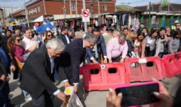 Con respaldo del Gobierno Regional, calle Antonio Varas reabre su tránsito tras cinco años de obras en Puerto Montt