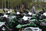 Gore Los Lagos fortalece la vigilancia policial con más de 200 millones de pesos en motos para Carabineros: Se trata de unidades de la marca BMW y son todo terreno.