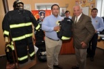 Bomberos de la Región de Los Lagos reciben uniformes normados para el trabajo en incendios