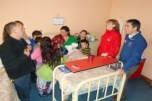 Subsecretaria de Servicios Sociales visita a madre que dio a luz a su noveno hijo en Puerto Montt