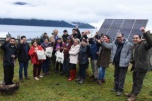 Inauguran soluciones energéticas en Hualaihué, financiadas por el Gobierno Regional.